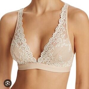 Wacoal Cream and White Lace triangle Bralette with Embroidered Daisies 38C